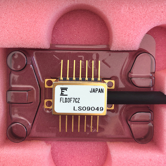 Fujitsu DFB Laser Butterfly Type Module 1310nm 20mW Fiber مصدر الليزر FLD3F7CZ